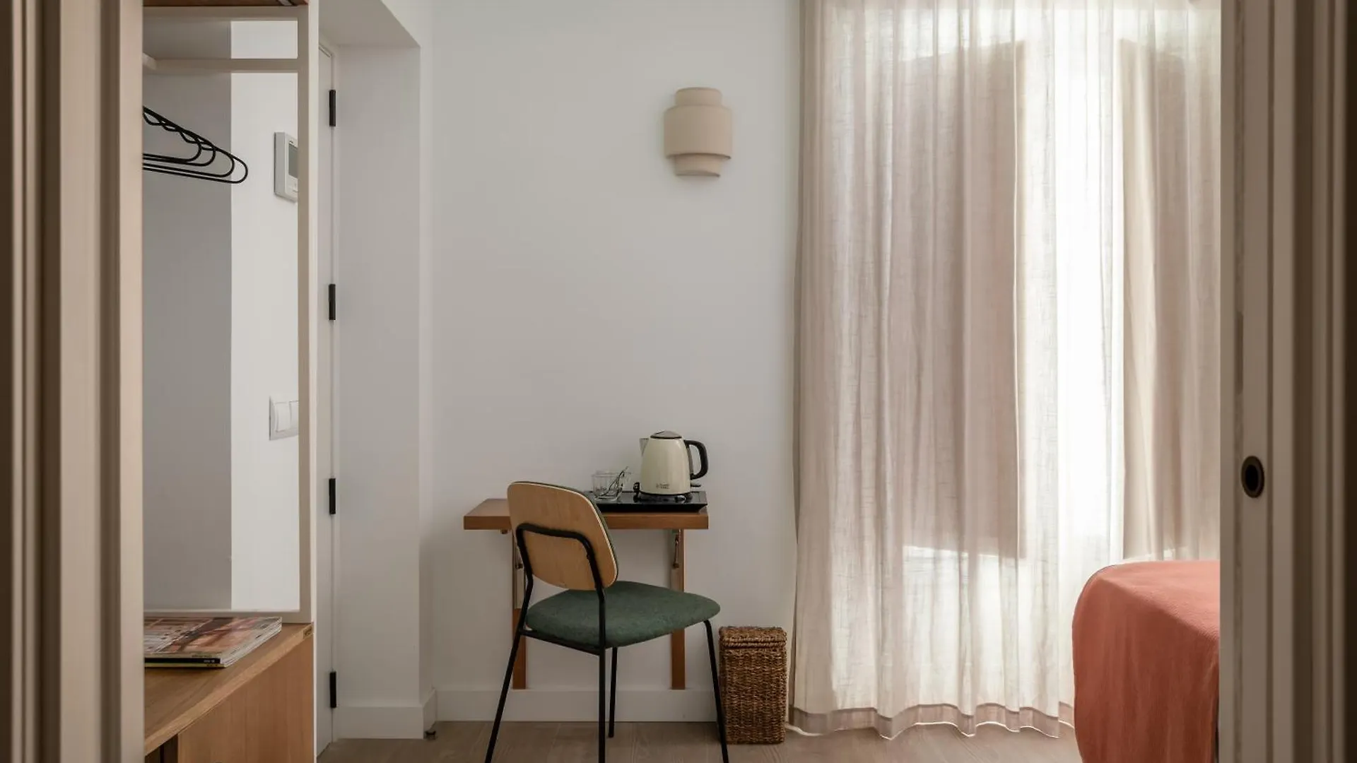 Bypillow Casa Gades Cádiz 2*,  Španělsko