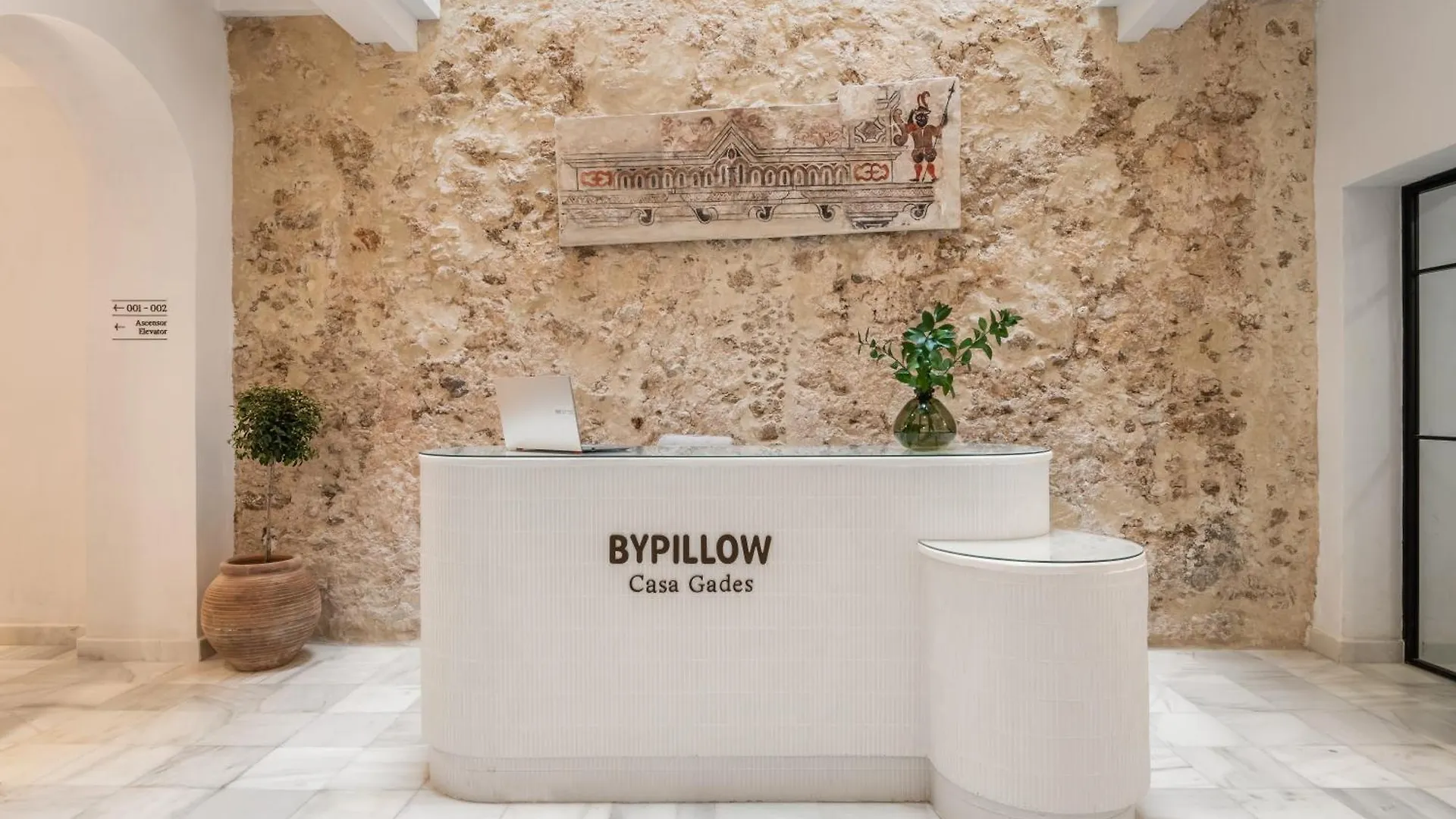 Bypillow Casa Gades Cádiz 2*,  Španělsko